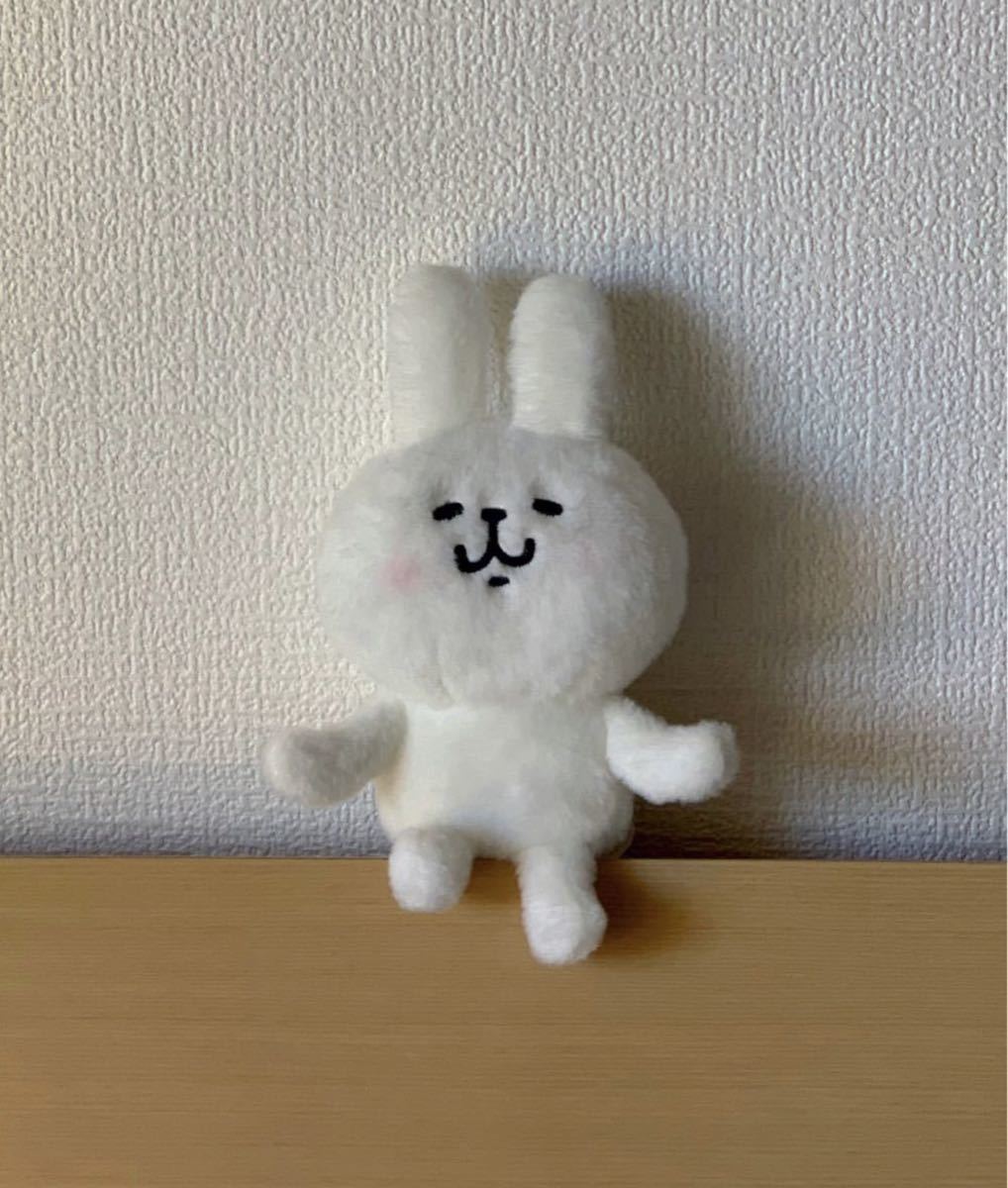 カナヘイ 白うさぎのぬいぐるみ Yahoo!オークション - カナヘイ ロフト限定の白いうさぎ