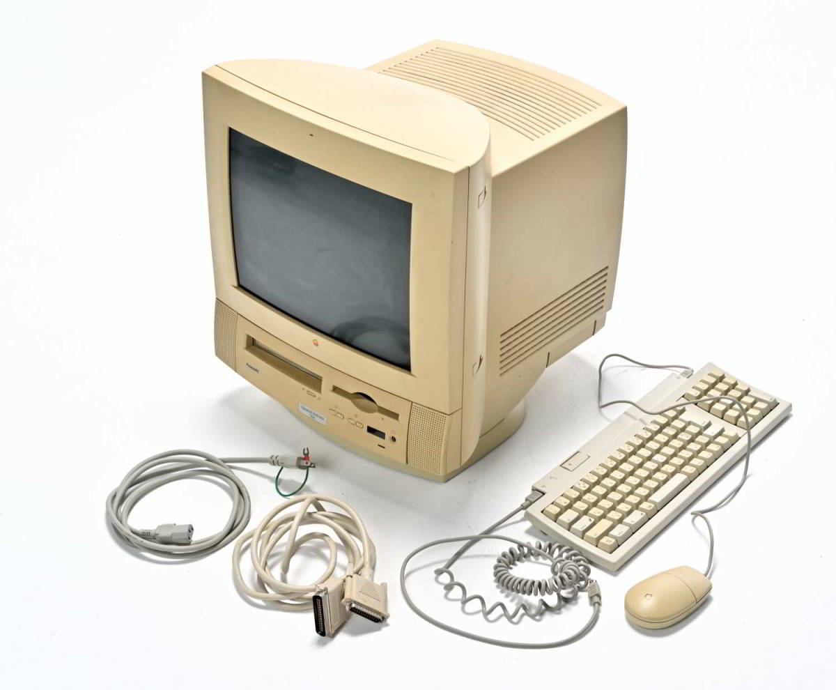 Apple アップル デスクトップ パソコン Power PC Power Macintosh Model Number M3046 1995年製_画像3