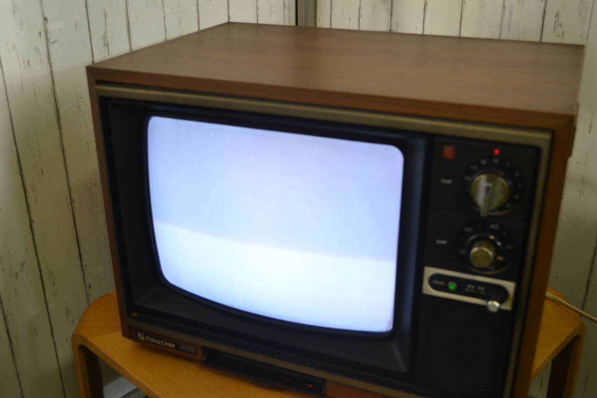 Yahoo!オークション - 昭和レトロ ナショナル カラーテレビ Pana Yahoo!オークション - 昭和レトロ ナショナル カラーテレビ Pana