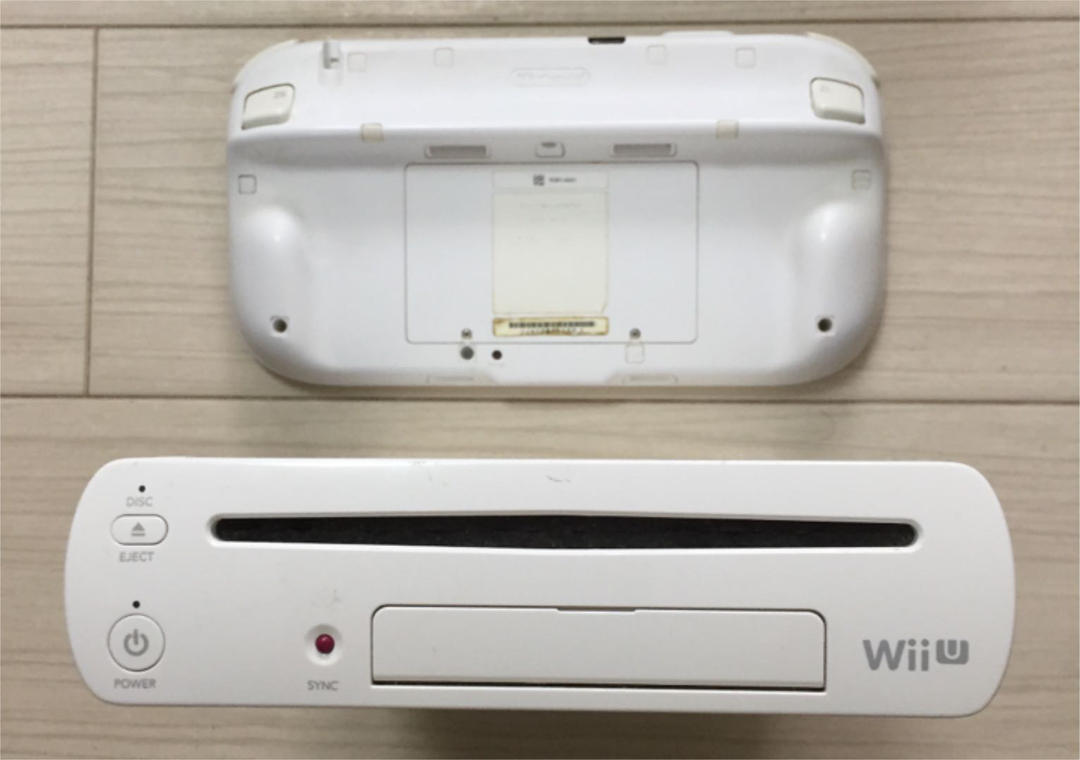 35％割引ホワイト系[宅送] アミーボ付 Nintendo Wii U WII U 