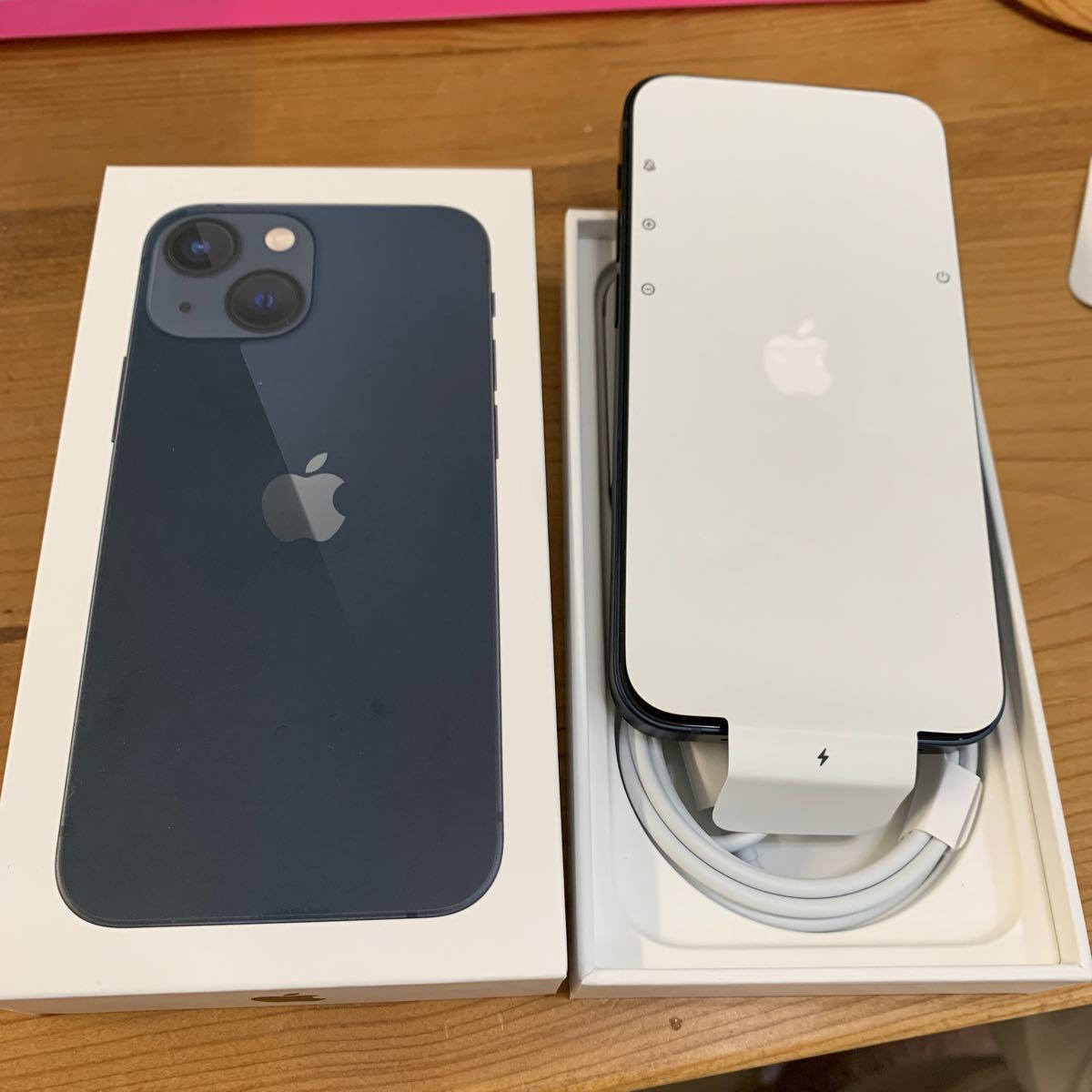 80%OFF!】 iPhone 13 ミッドナイト 128 GB SIMフリー 3broadwaybistro.com