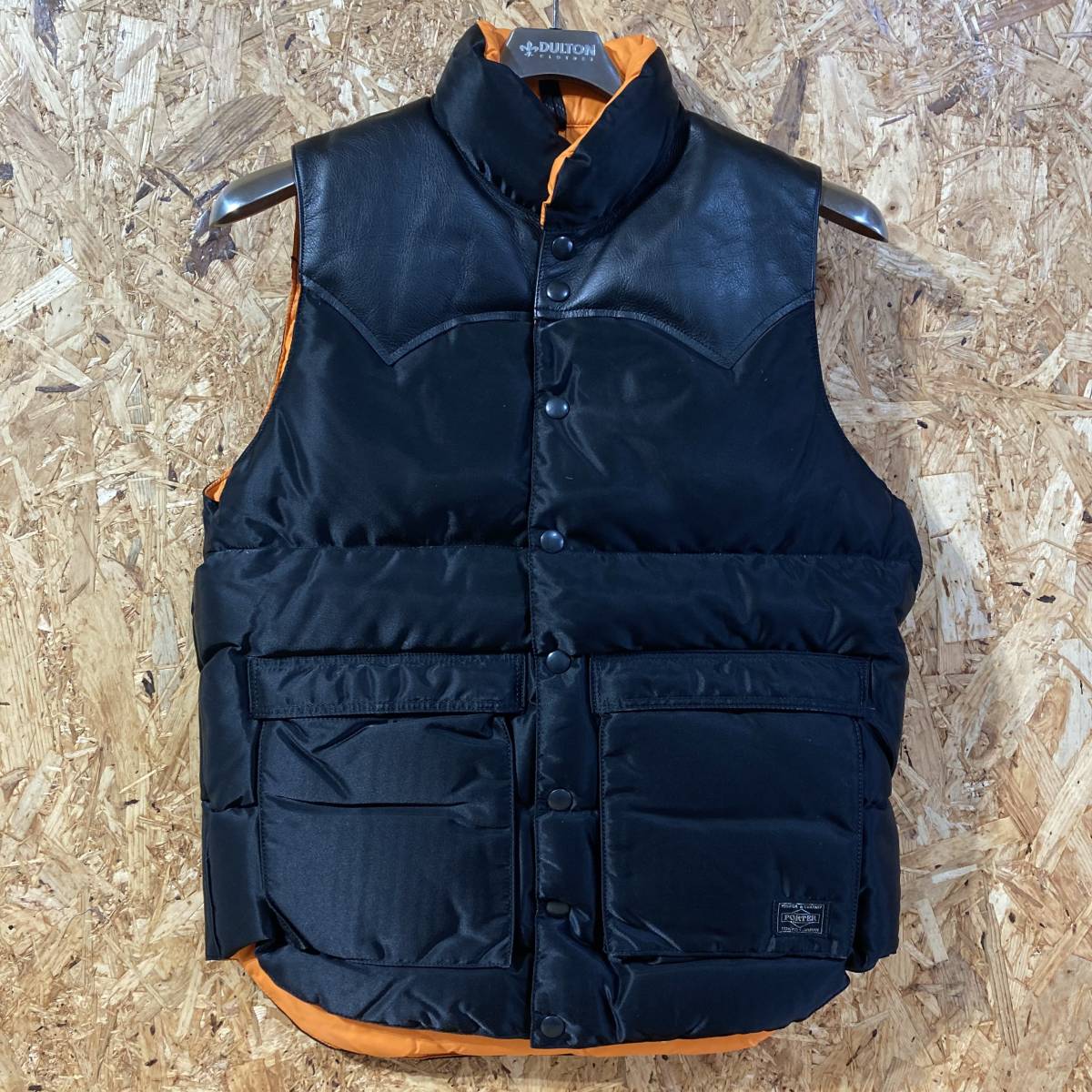 BEAMS 別注 Rocky Mountain FEATHERBED PORTER TANKER レザー ダウン