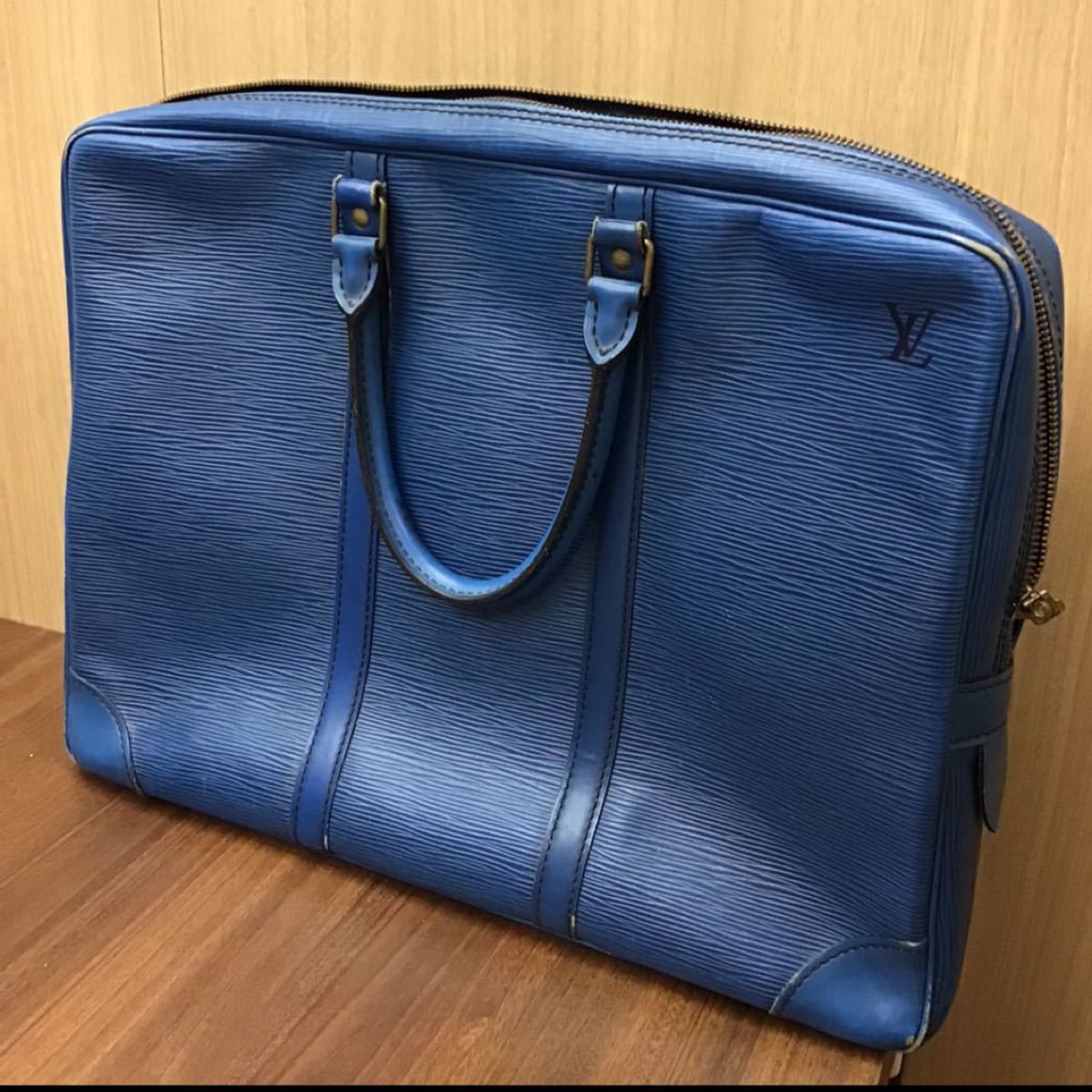 直売新品 Louis Vuitton PDV Epi ブリーフケース elsindicato.com
