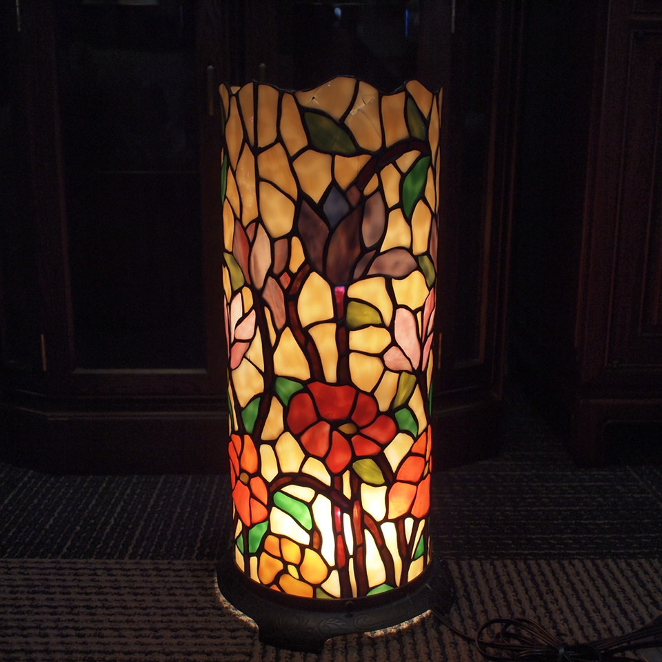 ステンドグラス 照明 ① ライト ランプ タワー型 スタンド 筒形 照明