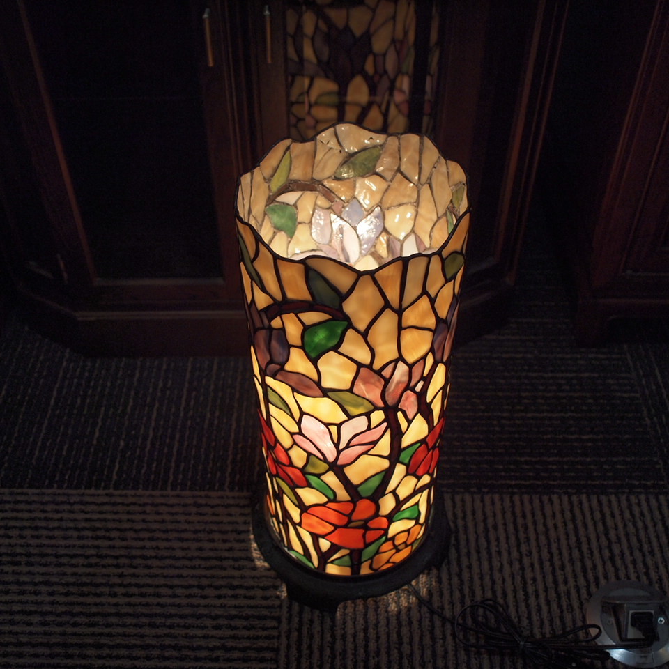ステンドグラス 照明 ① ライト ランプ タワー型 スタンド 筒形 照明