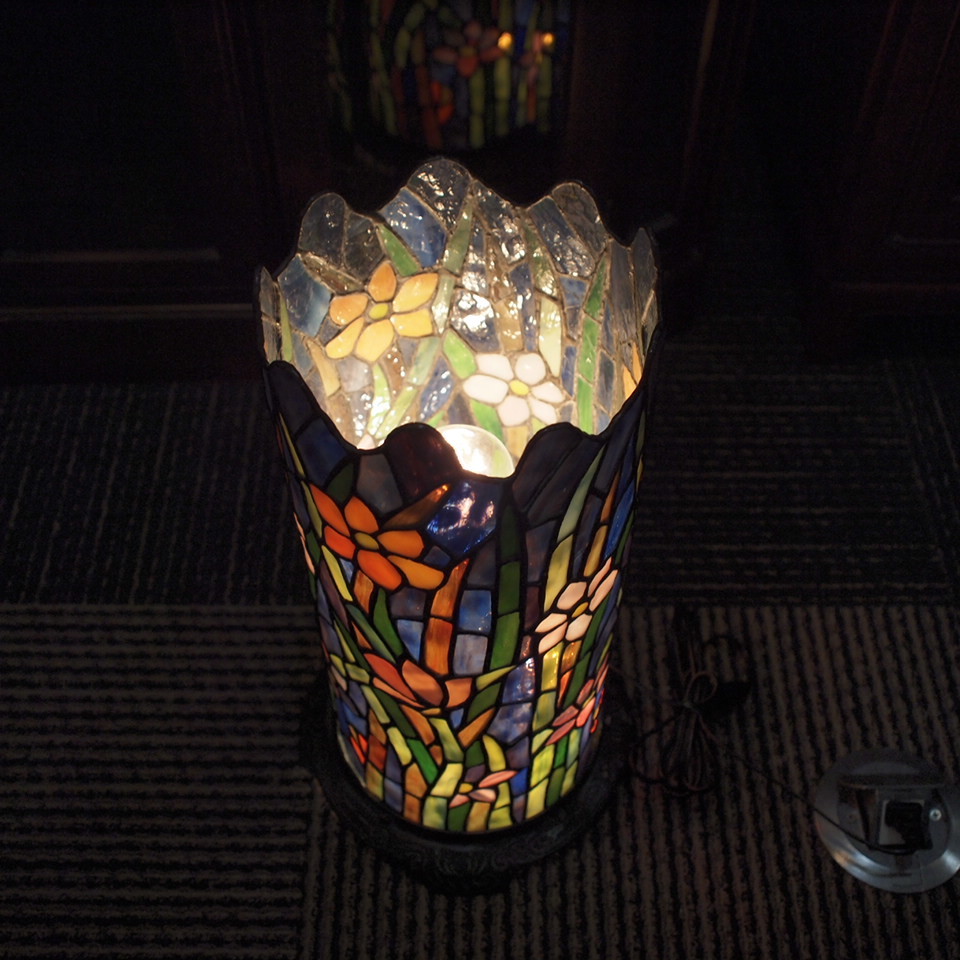 ステンドグラス 照明 ② ライト ランプ タワー型 スタンド 筒形_画像2