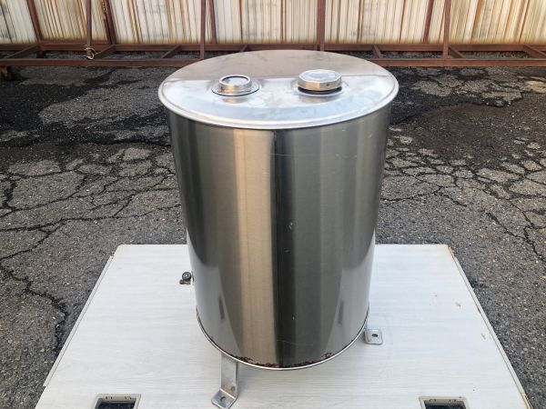 ヤフオク! - 長府 オイルタンク ステンレス 丸型 長府製作所 給湯器用...