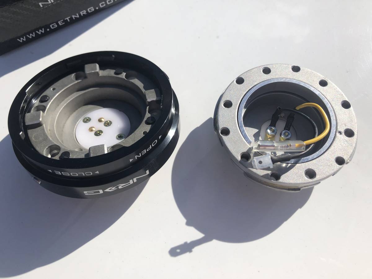 NRG 薄型クイックリリースステアリング SRK400BK 黒 USDM 正規輸入品
