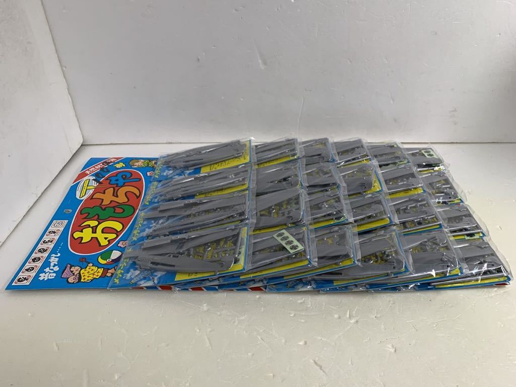 駄菓子屋プラモデル 24個 メッサーシュミット 戦闘機 Bf109? 未 駄菓子屋プラモデル 24個 メッサーシュミット 戦闘機 Bf109? 未