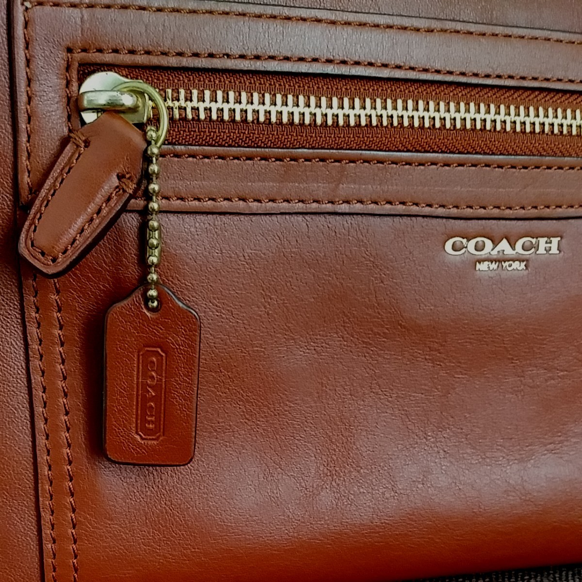 値下げしました！COACHコーチ☆クラッチバッグ　ハンドバッグ　ブラウン