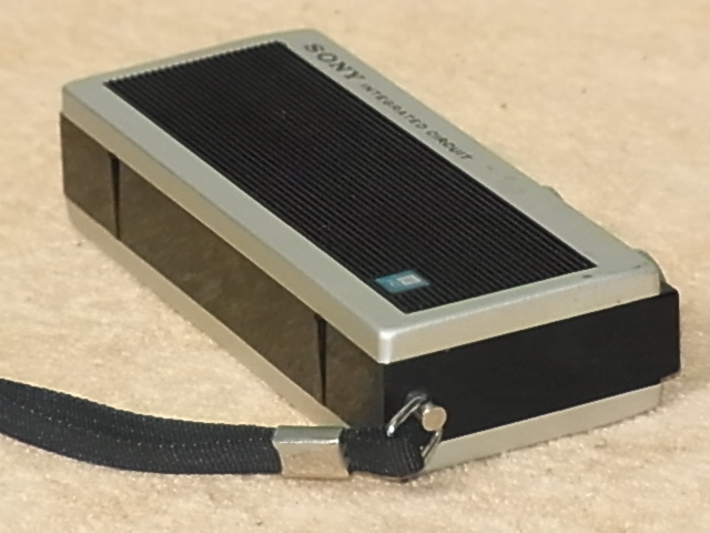 SONY 【ICR-200】 ヴィンテージ ポケットブル IC ラジオ Made in SONY 【ICR-200】 ヴィンテージ ポケットブル IC ラジオ Made in