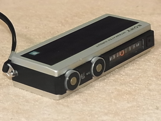 SONY 【ICR-200】 ヴィンテージ ポケットブル IC ラジオ Made in SONY 【ICR-200】 ヴィンテージ ポケットブル IC ラジオ Made in
