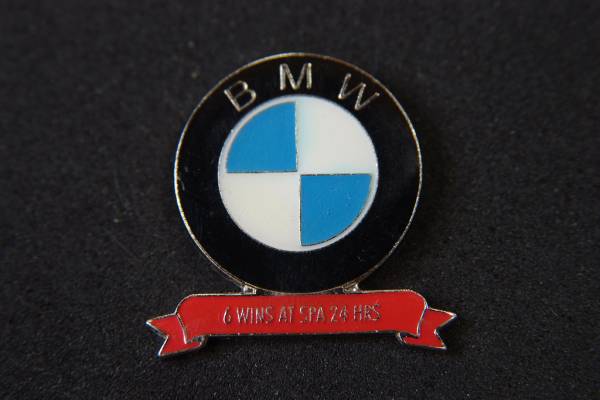 ■ BMW 6WINS SPA 24H ピンバッジ エンブレム W27mm ocitys M6 GT3 ラリー スパ 24時間 優勝記念の画像1