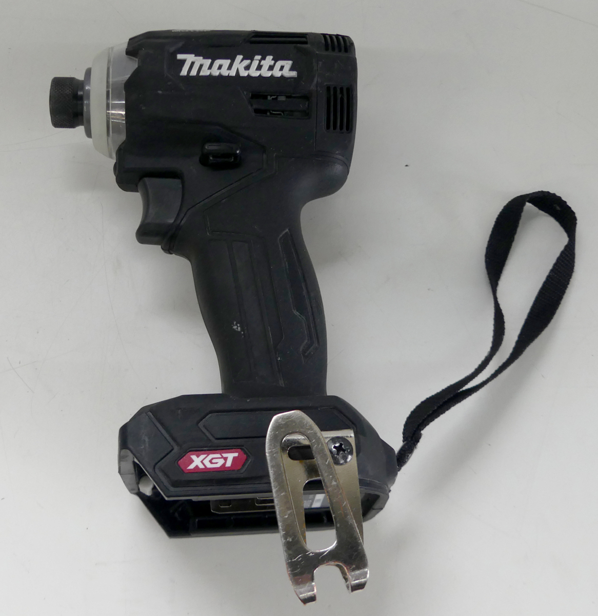 格安即決 ☆makita マキタ USED品☆ 充電式インパクトドライバ【TD001G