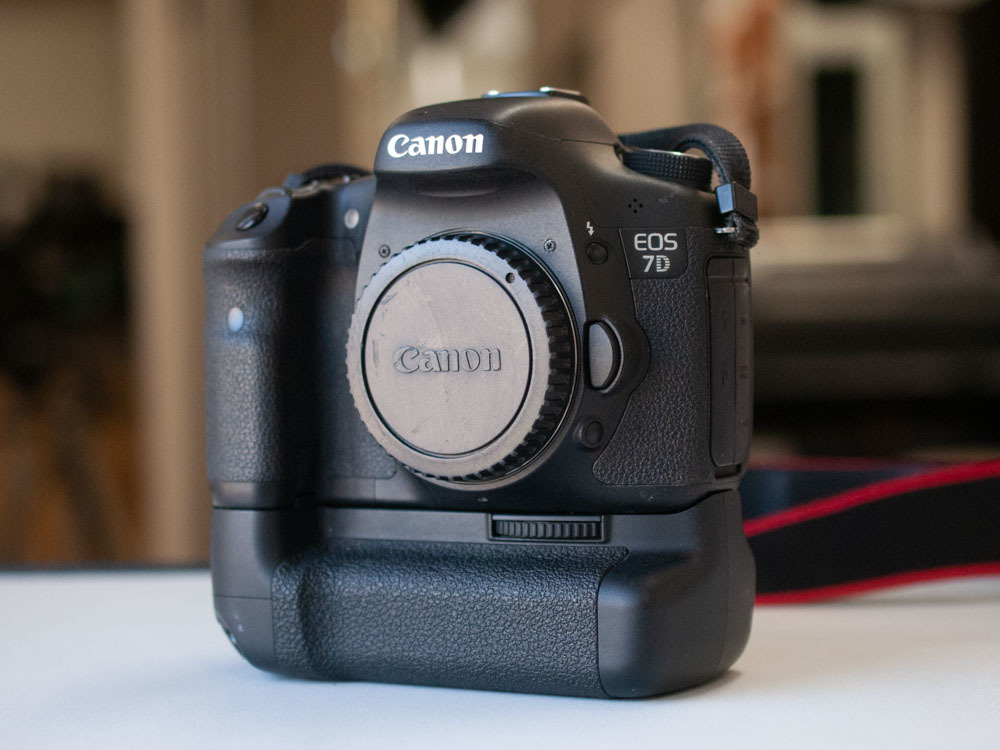 Canonキャノン EOS 7D ボディ バッテリーグリップ付 www.vvkarunaratne.lk