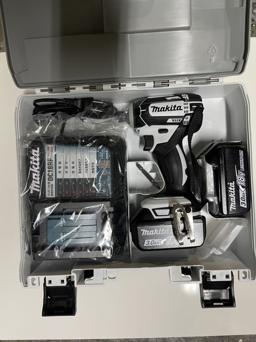 新品・未使用】マキタmakita インパクトドライバーTD149DRFXW-