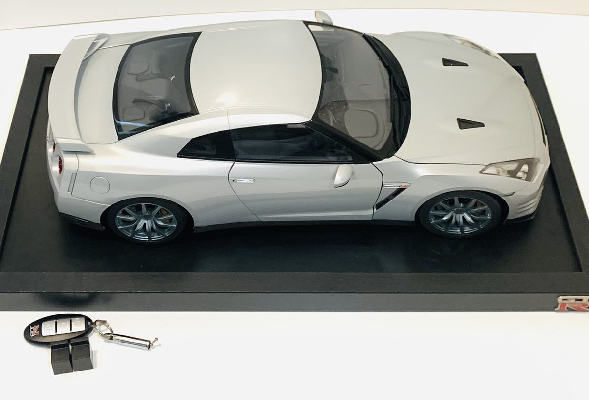 交換無料！ 日産GT-R35 1/8スケールモデル ジャンク品 - 模型/プラモデル