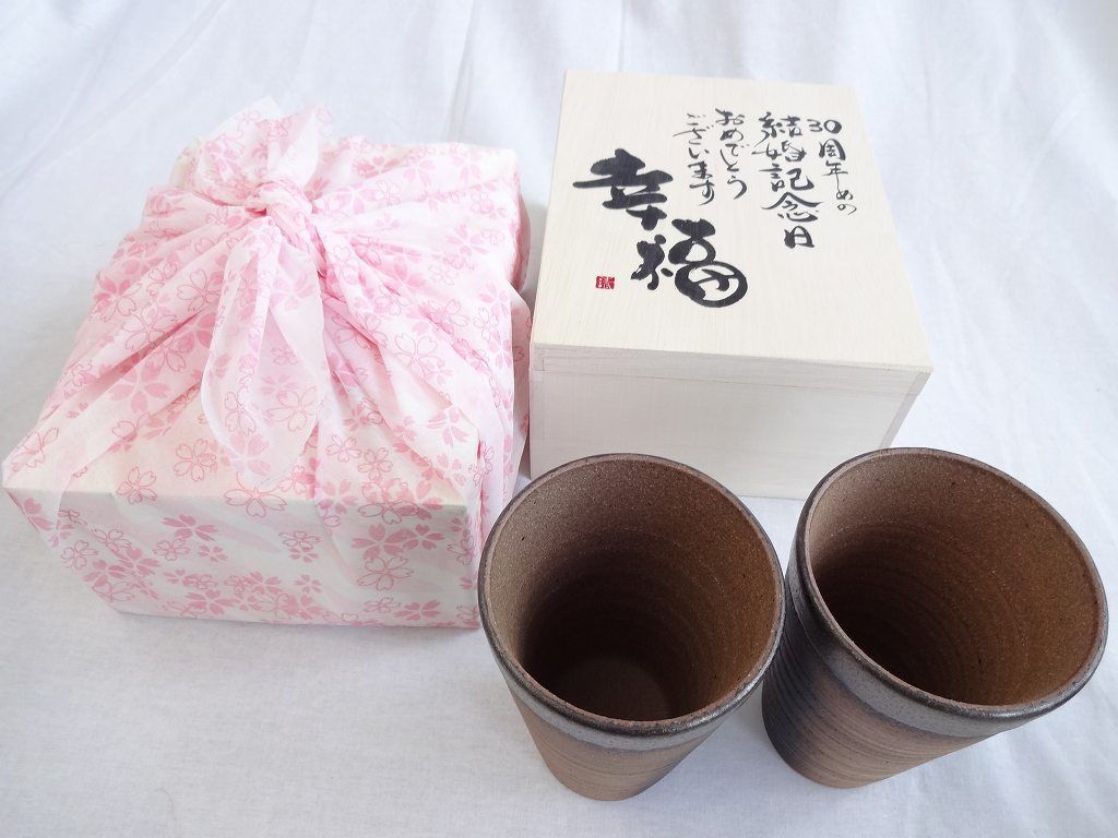  marriage memory day 5 anniversary set . luck fully. tree box pair cup set ( made in Japan Banko roasting ) 5 anniversary .. marriage memory day congratulations ceramic art author 