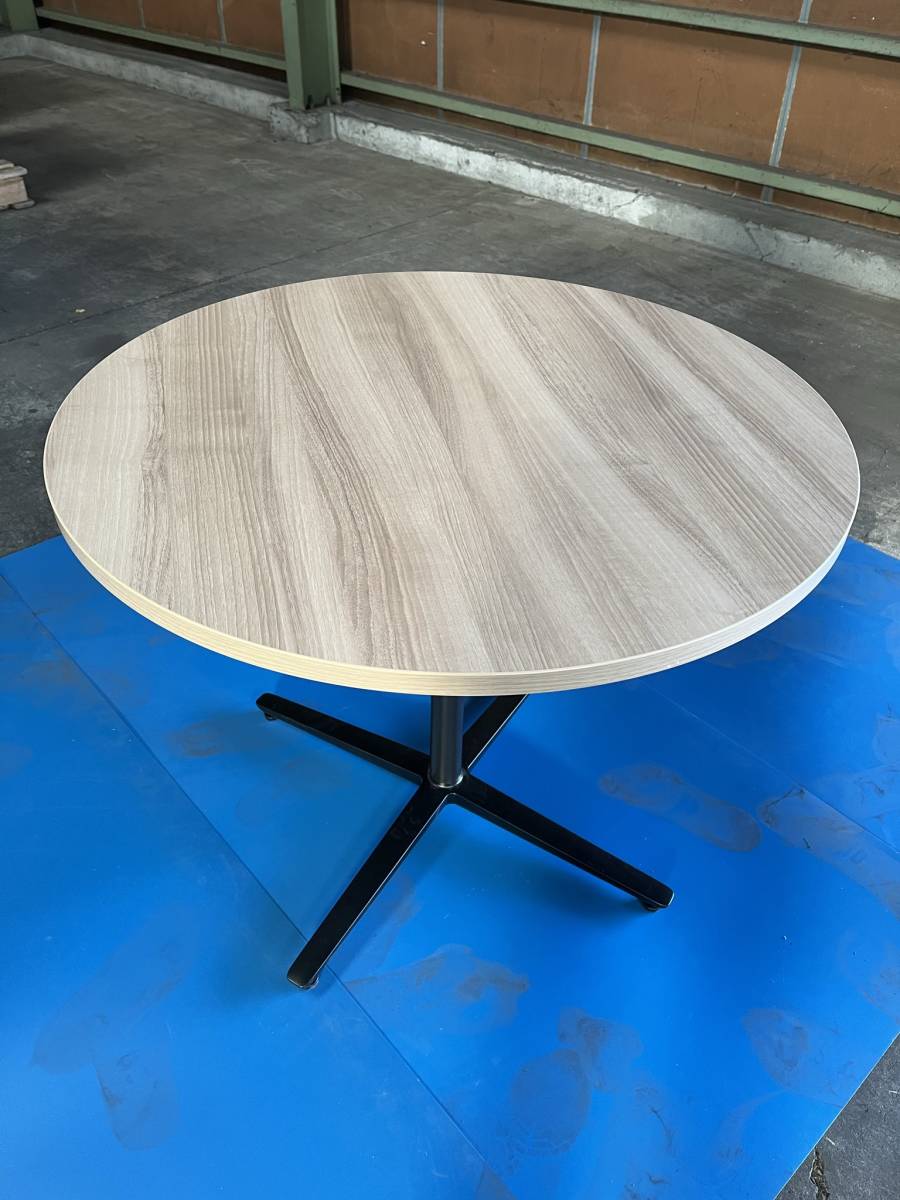 美品】内田洋行 UCHIDA NEUTシリーズ 十字脚 サークルタイプ