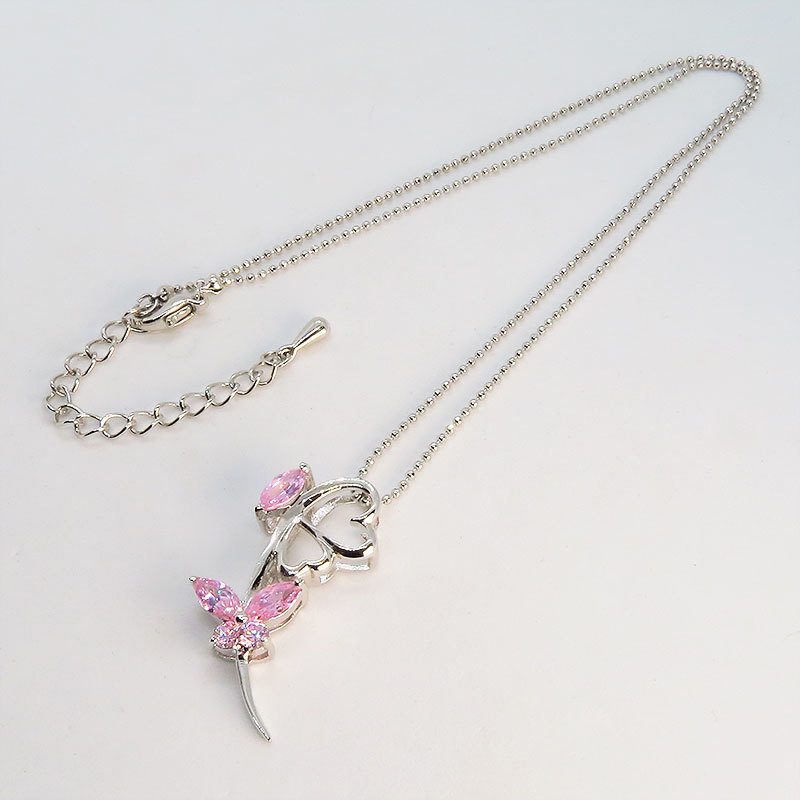 ピンクに輝く蝶が可愛いオープンハートネックレス シルバーメッキ ラインストーン_画像4