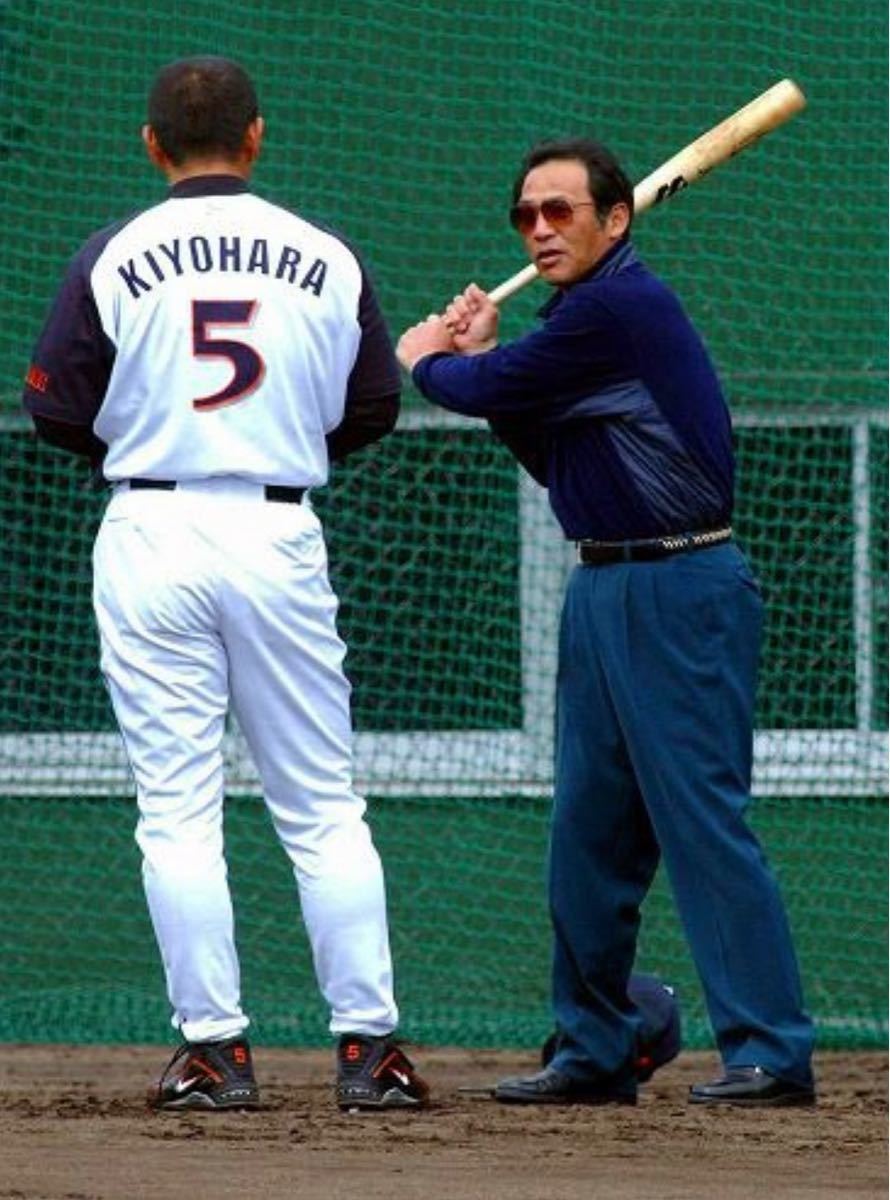 読売ジャイアンツ 阿部慎之助選手モデル 2002-2004サード 読売ジャイアンツ 阿部慎之助選手モデル 2002-2004サード