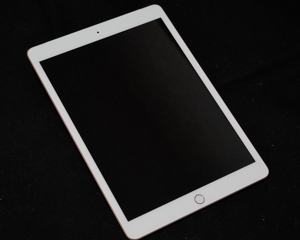 美品 iPad 10.2インチ 第8世代 Wi-Fi+Cellular 32GB 2020年秋モデル au