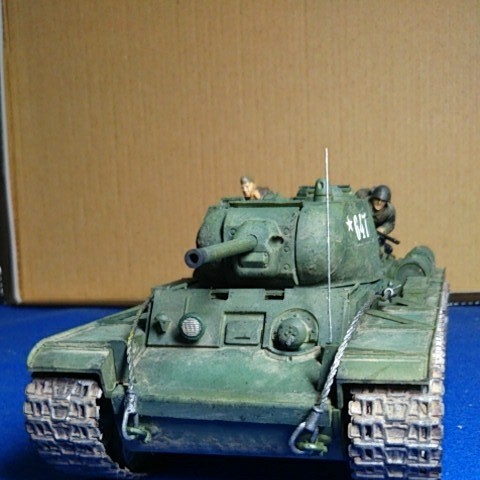 ソビエト戦車  KV-1C  1/35  エクスプレス 完成品