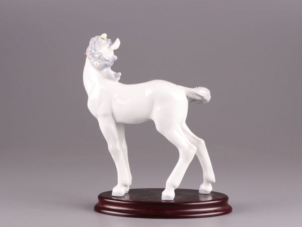 西洋美術 LLADRO リヤドロ 十二生肖系列 馬 置物 細密細工 極上 西洋美術 LLADRO リヤドロ 十二生肖系列 馬 置物 細密細工 極上