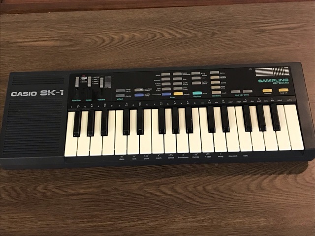 送料込み CASIO SK-1 サンプリングキーボード CASIO SK-1 サンプリングキーボード