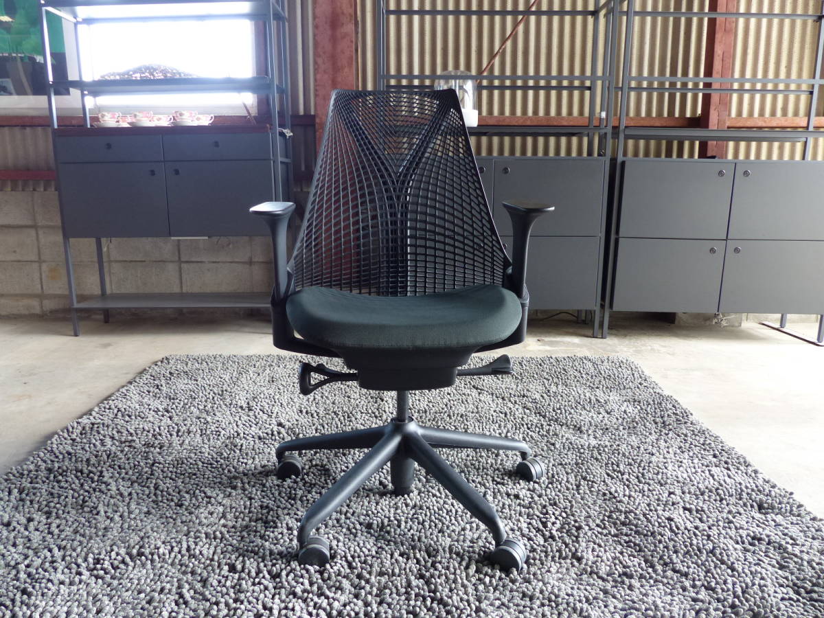 4‐2｜ハーマンミラー(Herman Miller) SAYL Chair(セイルチェア) 黒×黒