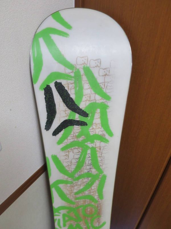 ATOMIC PAINT IT GREEN 153cm flow FIVE ビンディング付き ATOMIC PAINT IT GREEN 153cm flow FIVE ビンディング付き