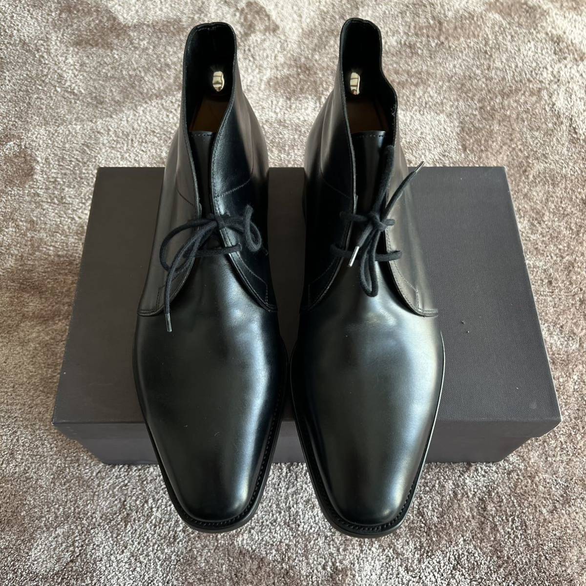 使用数回 ジョンロブ JOHN ROMSEY LOBB ロムゼイチャッカブーツ し