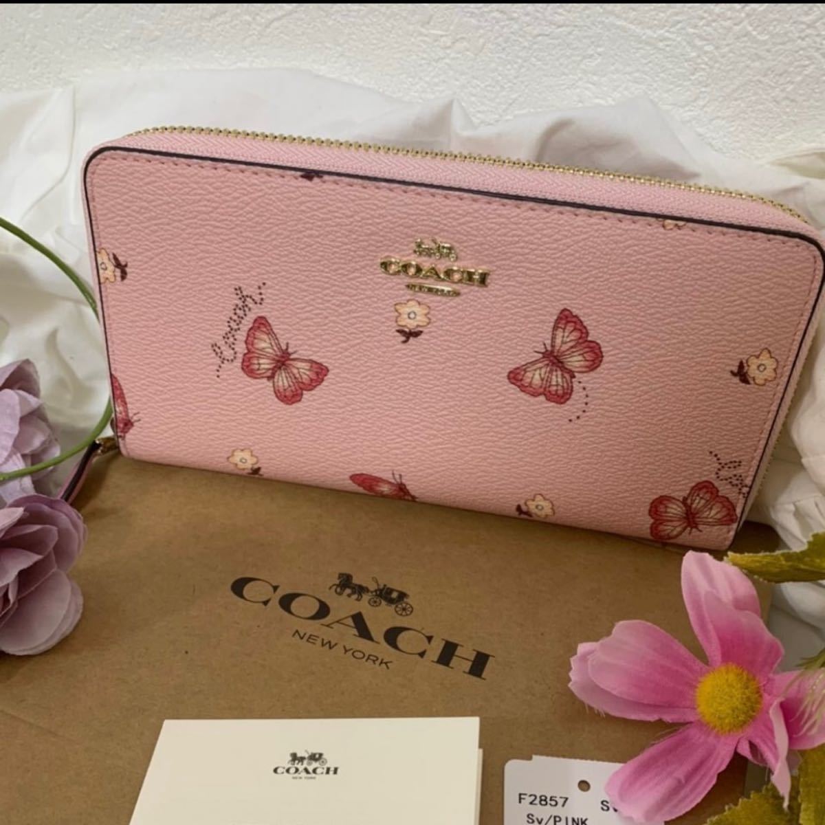 レディース COACH バタフライ ピンクの通販 by チータうずめ's shop