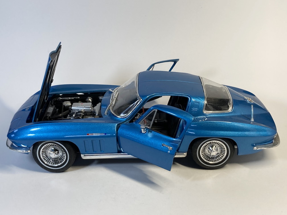 シボレー コルベット Chevrolet Corvette C2 1965 1/18 - マイスト Maisto