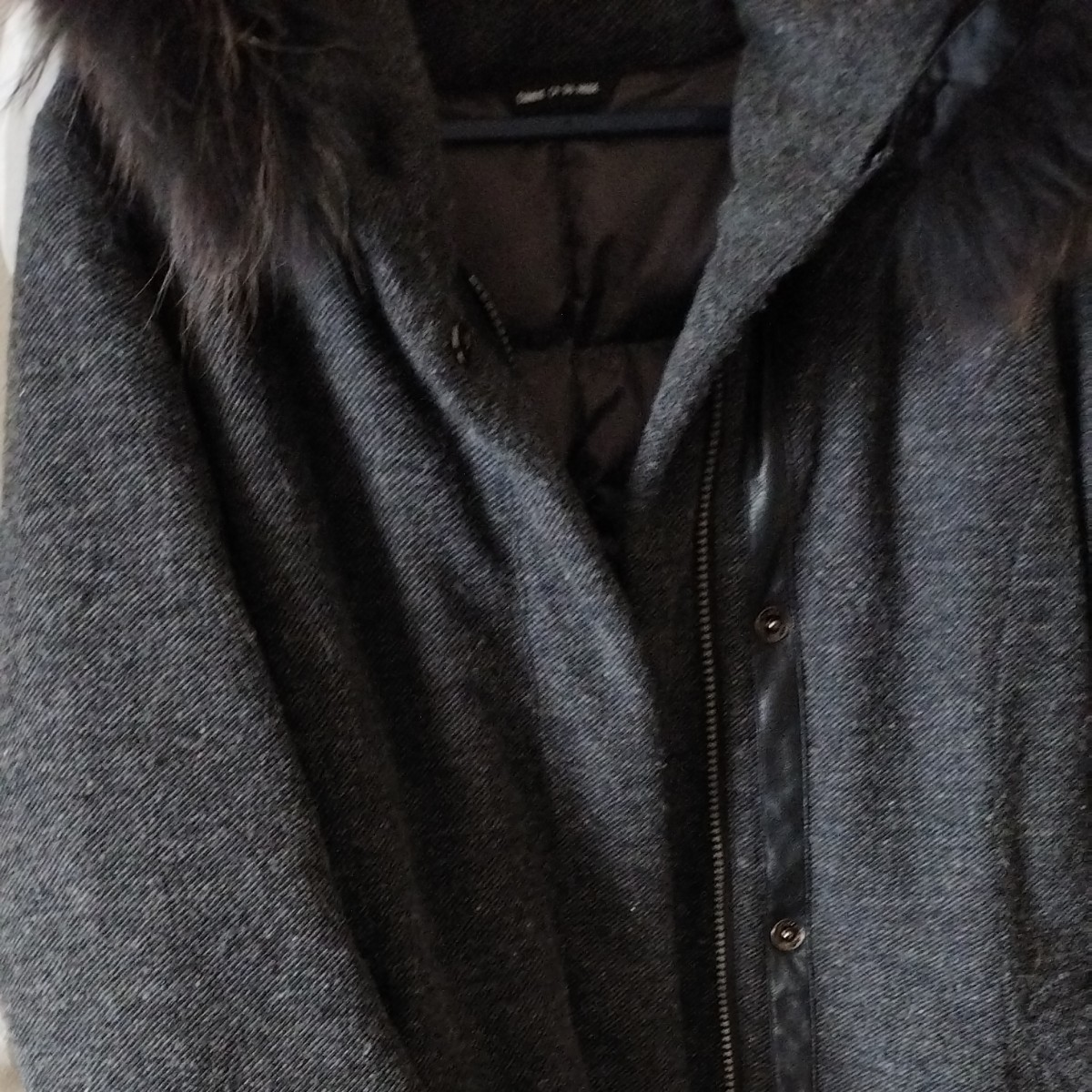 冬物処分価格　コムサ　デ　モード　ウールコート暖かい ダウンコート　9号ｻｲｽﾞ　ブラック