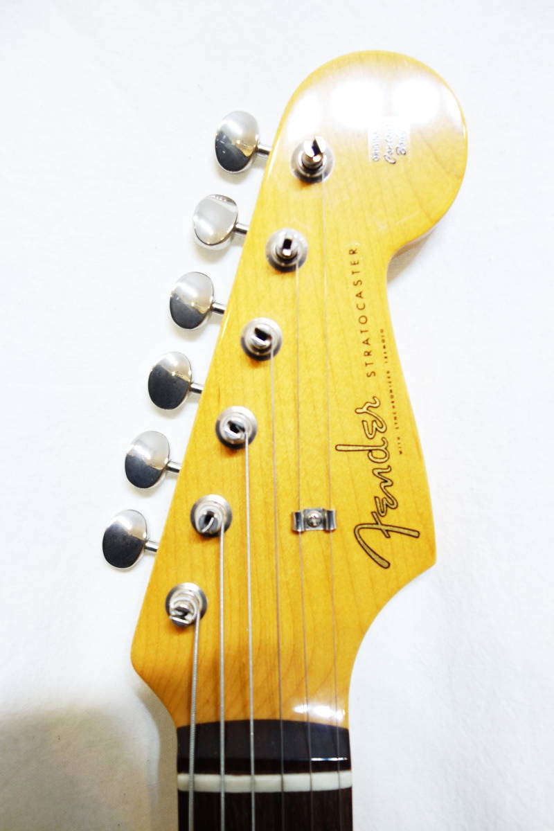 ★1円スタート売り切り！レア！Fender Japan Traditional '60s Stratocaster Blue Flower ブルーフラワー 美品 A-2203_画像3