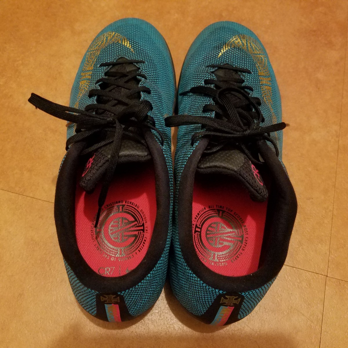 NIKE CR7 27cm フットサル シューズ サッカー ナイキ ロナウド NIKE CR7 27cm フットサル シューズ サッカー ナイキ ロナウド