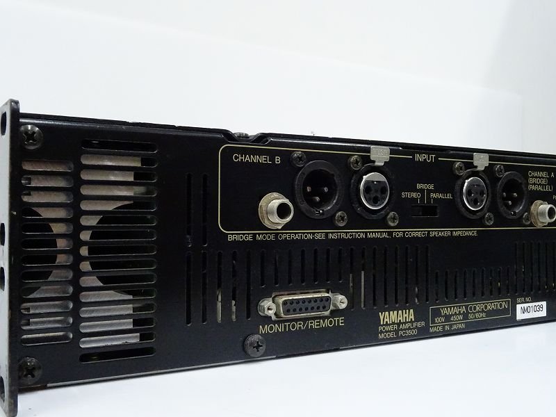 オーディオ機器 アンプ YAMAHA PC3500 業務/プロ用 パワーアンプ ヤマハ 011346002