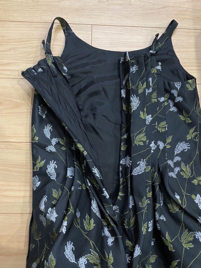 ブランド】 ESCADA - 美品 ESCADA エスカーダ シルク 総柄 ワンピース ...