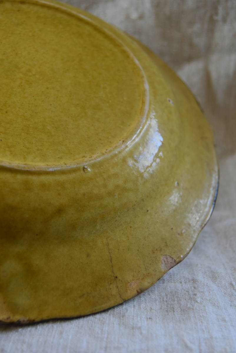 ヤフオク! - 南フランス19世紀 枯れた黄釉の花リム皿（24.5㎝