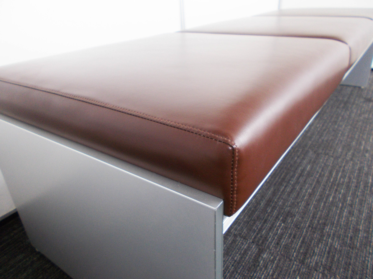 cassina ixc / カッシーナイクスシー□エアフレーム 3Pベンチ cassina ixc / カッシーナイクスシー□エアフレーム 3Pベンチ