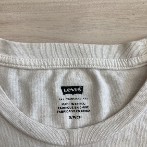 リーバイス Levi's Tシャツ ティーシャツ 半袖 白色 ホワイト ロゴプリント トップス 丸首コットン100 【KY0176】_画像3