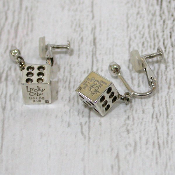 安価 S948【BSJBJ】Leda Silma 本物 サイコロ ゲルマニウム シルバー イヤリング 0.09ct ダイヤモンド キューブ ラッキー レダシルマ レダ ダイヤモンド