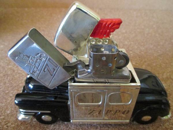 ZIPPO 『収納用卓上ZIPPO CAR ＋ 新品ジッポー(ジッポーカーデザイン)』オイルライター ジッポ 廃版激レア_画像2