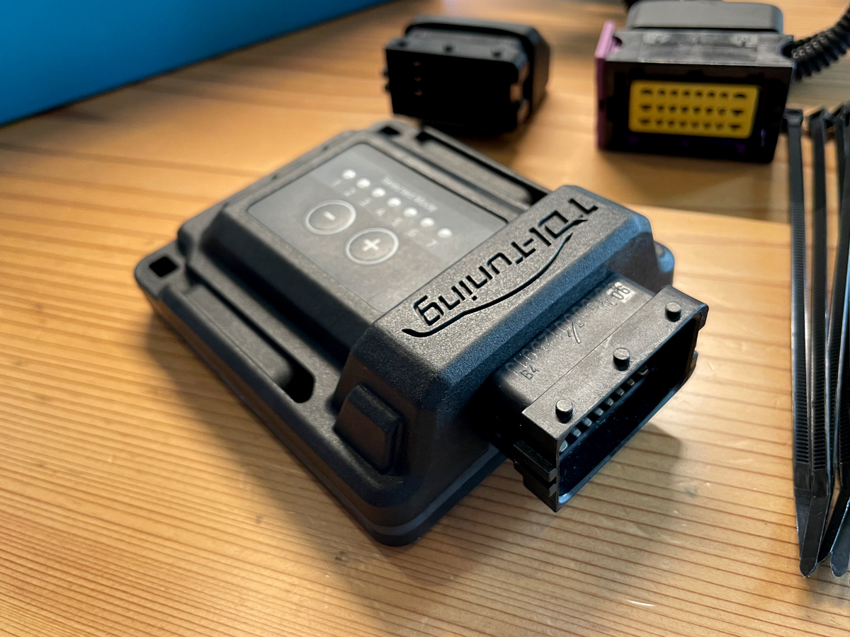 PayPayフリマ|【TDI Tuning】CRTD4 TDI Tuning BOX / Bluetoothオプション付/ B8 パサート2 0 TDI / B8 オールトラック(190PS)用 / 中古 PayPayフリマ|【TDI Tuning】CRTD4 TDI Tuning BOX / Bluetoothオプション付/ B8 パサート2 0 TDI / B8 オールトラック(190PS)用 / 中古