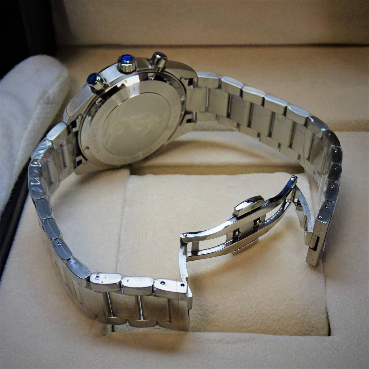 1円〓新品〓メンズクオーツ式腕時計セイコー製VK63ムーブメント搭載オマージュウオッチPAGANI DESIGN〓ホワイトPD-1712_画像5