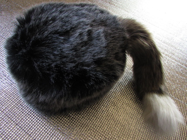 尻尾 付き エコファー 毛皮 帽子 ラクーンテイル キャップ 尻尾 付き エコファー 毛皮 帽子 ラクーンテイル キャップ