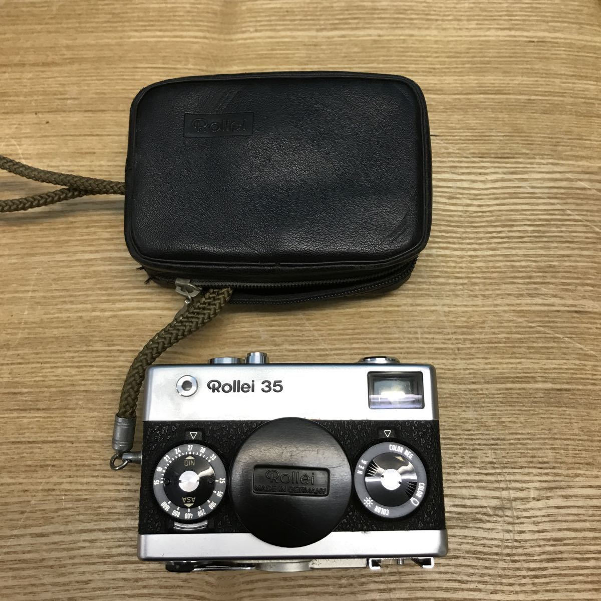 4-2-47 Rollei Rollei 35 Germany ローライ35初期型 ドイツ製 Tessar 40mm ケース・ストラップ付き 中古現状品