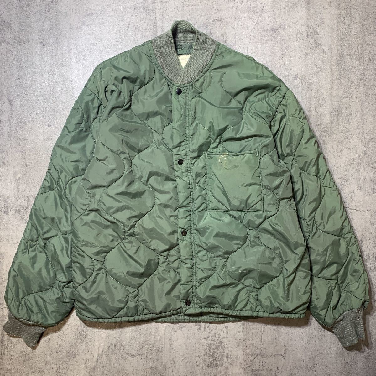 古着》米軍実物 ミリタリー CWU9Pフライトジャケット キルティング