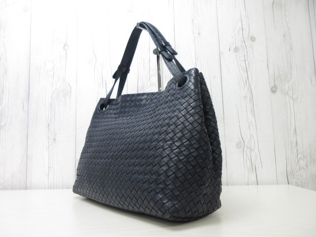 極美品 BOTTEGA VENETA ボッテガヴェネタ イントレチャート